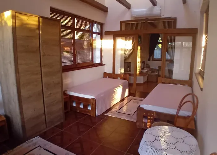 Levendula Vendeghaz * 潘诺恩哈尔姆